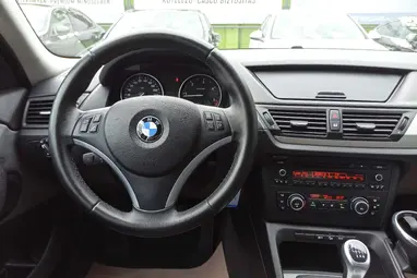 BMW X1 xDrive18d X-LINE Packet !! Deep Sea Blue +Szervízkönyv +Friss Műszaki +3X-s GARANCIA !!