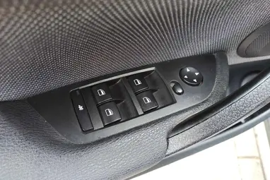 BMW X1 xDrive18d X-LINE Packet !! Deep Sea Blue +Szervízkönyv +Friss Műszaki +3X-s GARANCIA !!