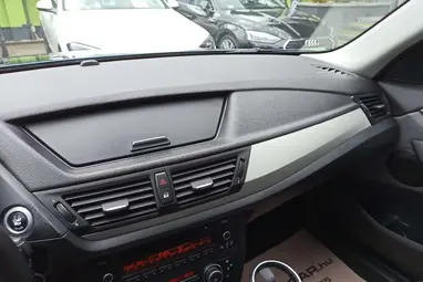 BMW X1 xDrive18d X-LINE Packet !! Deep Sea Blue +Szervízkönyv +Friss Műszaki +3X-s GARANCIA !!