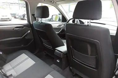 BMW X1 xDrive18d X-LINE Packet !! Deep Sea Blue +Szervízkönyv +Friss Műszaki +3X-s GARANCIA !!