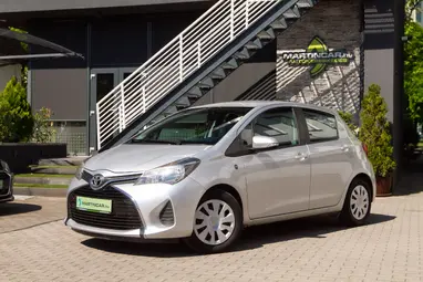 TOYOTA YARIS 1.33 Trend Classic Silver+ Kevés Km.+ Friss Műszaki+ Mo.-i 1. tulaj+ 3X-s GARANCIA !!