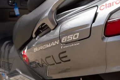 SUZUKI AN 650 BURGMAN Eredeti Magyar+ Kevés Km+ 3X-s GARANCIA !!