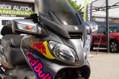 SUZUKI AN 650 BURGMAN Eredeti Magyar+ Kevés Km+ 3X-s GARANCIA !!