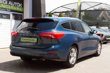 FORD FOCUS 1.5 EcoBlue Technology +Jeans Blue Metallic +Mo.-i  1.Tulaj +Kevés Km ++ ÁFÁS+!!!