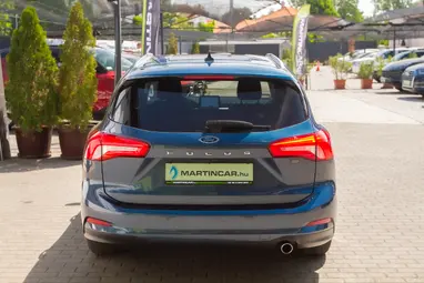 FORD FOCUS 1.5 EcoBlue Technology +Jeans Blue Metallic +Mo.-i  1.Tulaj +Kevés Km ++ ÁFÁS+!!!