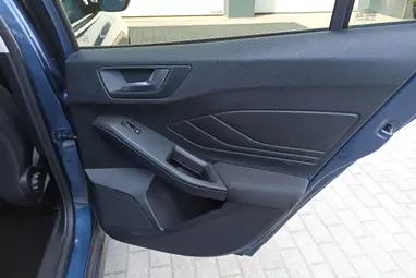 FORD FOCUS 1.5 EcoBlue Technology +Jeans Blue Metallic +Mo.-i  1.Tulaj +Kevés Km ++ ÁFÁS+!!!