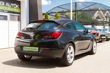 OPEL ASTRA J GTC 1.6 T Enjoy Carbon Flash +Vezetett Szervizkönyv+ Kitűnő Állapot+ Mo-i 1-Tulaj+ 3X-S GARANCIA !!