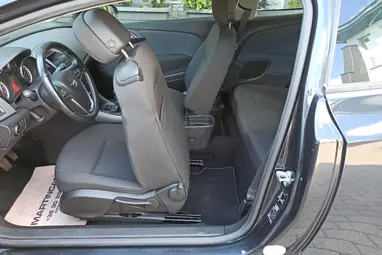 OPEL ASTRA J GTC 1.6 T Enjoy Carbon Flash +Vezetett Szervizkönyv+ Kitűnő Állapot+ Mo-i 1-Tulaj+ 3X-S GARANCIA !!