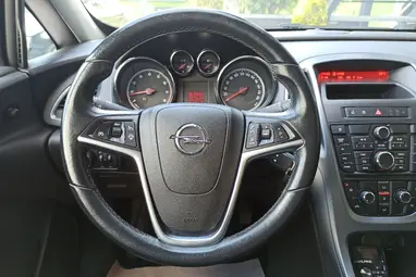 OPEL ASTRA J GTC 1.6 T Enjoy Carbon Flash +Vezetett Szervizkönyv+ Kitűnő Állapot+ Mo-i 1-Tulaj+ 3X-S GARANCIA !!