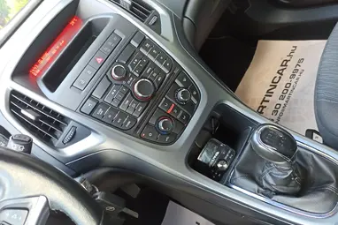 OPEL ASTRA J GTC 1.6 T Enjoy Carbon Flash +Vezetett Szervizkönyv+ Kitűnő Állapot+ Mo-i 1-Tulaj+ 3X-S GARANCIA !!