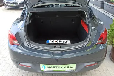 OPEL ASTRA J GTC 1.6 T Enjoy Carbon Flash +Vezetett Szervizkönyv+ Kitűnő Állapot+ Mo-i 1-Tulaj+ 3X-S GARANCIA !!