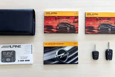 OPEL ASTRA J GTC 1.6 T Enjoy Carbon Flash +Vezetett Szervizkönyv+ Kitűnő Állapot+ Mo-i 1-Tulaj+ 3X-S GARANCIA !!