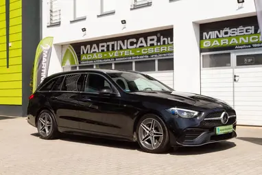 MERCEDES-BENZ C 220 T d 4Matic 9G-TRONIC Mild hybrid drive Obsidian Black+4-es SZERVÍZCSOMAG +AMG Line+Végig Vez. Szervizkönyv +3X-s GARANCIA !!