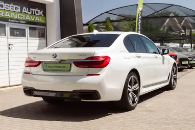 BMW 730d xDrive (Automata) Mineral White Metallic+ Végig Vez. Szervízkönyv+ Keveset Futott+ 3X-s GARANCIA!!