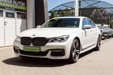 BMW 730d xDrive (Automata) Mineral White Metallic+ Végig Vez. Szervízkönyv+ Keveset Futott+ 3X-s GARANCIA!!