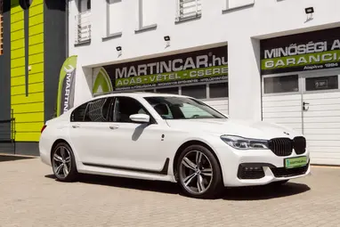 BMW 730d xDrive (Automata) Mineral White Metallic+ Végig Vez. Szervízkönyv+ Keveset Futott+ 3X-s GARANCIA!!