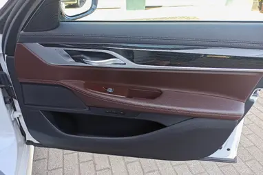 BMW 730d xDrive (Automata) Mineral White Metallic+ Végig Vez. Szervízkönyv+ Keveset Futott+ 3X-s GARANCIA!!