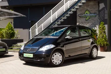 MERCEDES-BENZ A 150 Classic Cosmo Black Metallic+Kevés km.+ Jól Felszerelt+ Folyamatos szervíz+3X-S GARANCIA !!