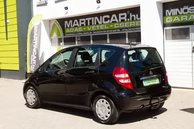 MERCEDES-BENZ A 150 Classic Cosmo Black Metallic+Kevés km.+ Jól Felszerelt+ Folyamatos szervíz+3X-S GARANCIA !!