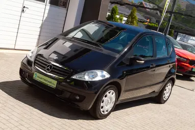 MERCEDES-BENZ A 150 Classic Cosmo Black Metallic+Kevés km.+ Jól Felszerelt+ Folyamatos szervíz+3X-S GARANCIA !!