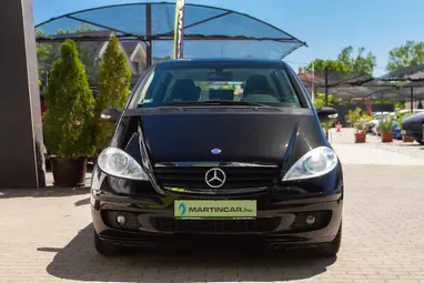 MERCEDES-BENZ A 150 Classic Cosmo Black Metallic+Kevés km.+ Jól Felszerelt+ Folyamatos szervíz+3X-S GARANCIA !!