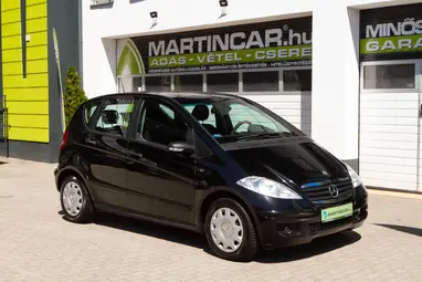 MERCEDES-BENZ A 150 Classic Cosmo Black Metallic+Kevés km.+ Jól Felszerelt+ Folyamatos szervíz+3X-S GARANCIA !!