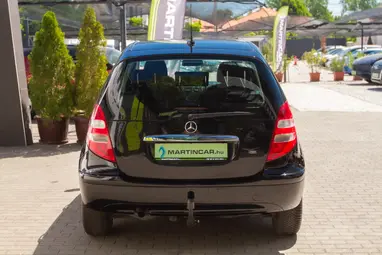 MERCEDES-BENZ A 150 Classic Cosmo Black Metallic+Kevés km.+ Jól Felszerelt+ Folyamatos szervíz+3X-S GARANCIA !!