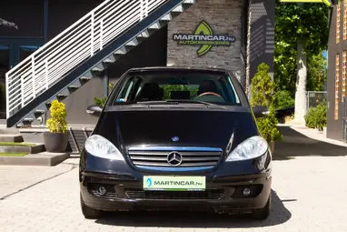MERCEDES-BENZ A 150 Classic Cosmo Black Metallic+Kevés km.+ Jól Felszerelt+ Folyamatos szervíz+3X-S GARANCIA !!