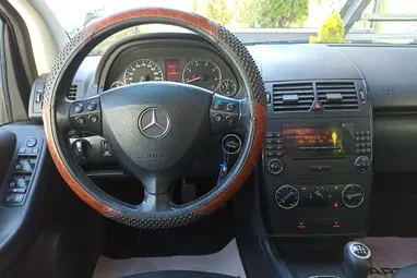 MERCEDES-BENZ A 150 Classic Cosmo Black Metallic+Kevés km.+ Jól Felszerelt+ Folyamatos szervíz+3X-S GARANCIA !!