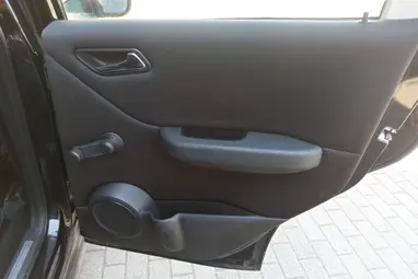 MERCEDES-BENZ A 150 Classic Cosmo Black Metallic+Kevés km.+ Jól Felszerelt+ Folyamatos szervíz+3X-S GARANCIA !!