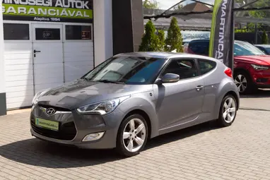 HYUNDAI VELOSTER 1.6 GDI Life Sonic Silver Metallic +SPORTOS +Egyedi Megjelenés +Mo.-i 1.Tulaj +3X-S GARANCIA!