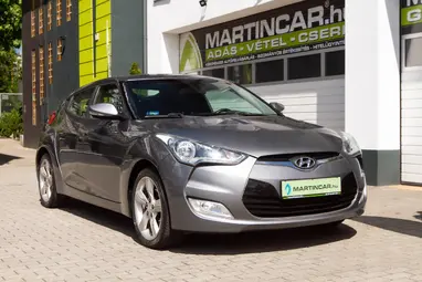 HYUNDAI VELOSTER 1.6 GDI Life Sonic Silver Metallic +SPORTOS +Egyedi Megjelenés +Mo.-i 1.Tulaj +3X-S GARANCIA!