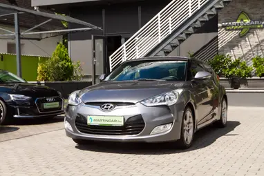 HYUNDAI VELOSTER 1.6 GDI Life Sonic Silver Metallic +SPORTOS +Egyedi Megjelenés +Mo.-i 1.Tulaj +3X-S GARANCIA!