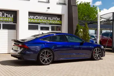 AUDI S7 Sportback 55 TDI quattro Tiptronic ic [5 személy] Navarra Blue Metallic+Alcantara+FULL EXTRA+Mint Az ÚJ!+ Mo.-i 1. Tulaj+ 3X-s GARANCIA!!!