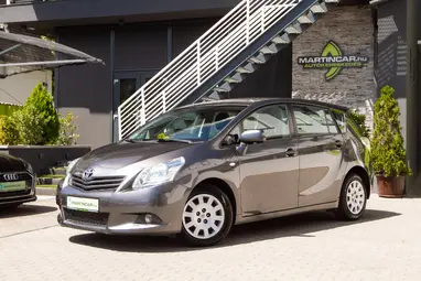 TOYOTA VERSO 2.0 D-4D Style Magnetic Edition +Full Szerviz előélet +Prémium állapot +3X-s GARANCIA !!