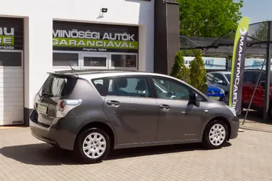 TOYOTA VERSO 2.0 D-4D Style Magnetic Edition +Full Szerviz előélet +Prémium állapot +3X-s GARANCIA !!