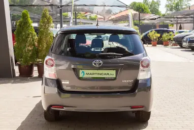 TOYOTA VERSO 2.0 D-4D Style Magnetic Edition +Full Szerviz előélet +Prémium állapot +3X-s GARANCIA !!