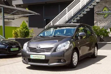 TOYOTA VERSO 2.0 D-4D Style Magnetic Edition +Full Szerviz előélet +Prémium állapot +3X-s GARANCIA !!