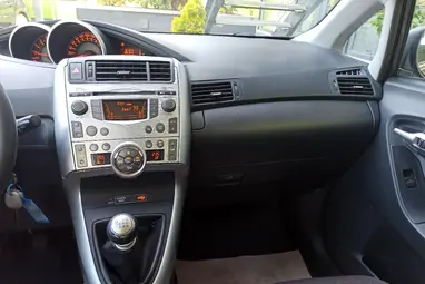 TOYOTA VERSO 2.0 D-4D Style Magnetic Edition +Full Szerviz előélet +Prémium állapot +3X-s GARANCIA !!