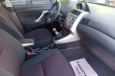 TOYOTA VERSO 2.0 D-4D Style Magnetic Edition +Full Szerviz előélet +Prémium állapot +3X-s GARANCIA !!