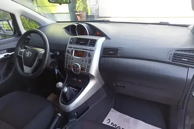 TOYOTA VERSO 2.0 D-4D Style Magnetic Edition +Full Szerviz előélet +Prémium állapot +3X-s GARANCIA !!