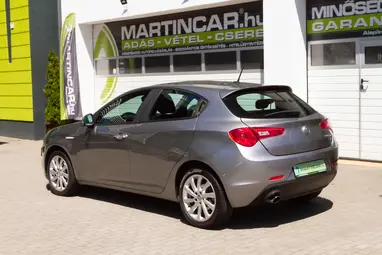 ALFA ROMEO GIULIETTA 1.6 JTD Magnesium Grey Met.+Vezérlés Csere+Vez.Szervizkönyv+Mo-i 1.Tulaj+ 3X-S GARANCIA !!