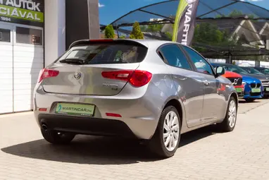 ALFA ROMEO GIULIETTA 1.6 JTD Magnesium Grey Met.+Vezérlés Csere+Vez.Szervizkönyv+Mo-i 1.Tulaj+ 3X-S GARANCIA !!
