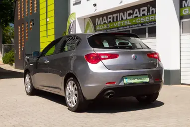 ALFA ROMEO GIULIETTA 1.6 JTD Magnesium Grey Met.+Vezérlés Csere+Vez.Szervizkönyv+Mo-i 1.Tulaj+ 3X-S GARANCIA !!