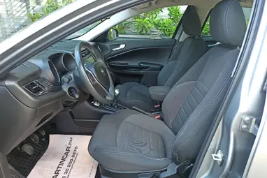 ALFA ROMEO GIULIETTA 1.6 JTD Magnesium Grey Met.+Vezérlés Csere+Vez.Szervizkönyv+Mo-i 1.Tulaj+ 3X-S GARANCIA !!