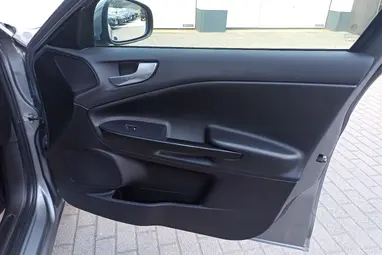 ALFA ROMEO GIULIETTA 1.6 JTD Magnesium Grey Met.+Vezérlés Csere+Vez.Szervizkönyv+Mo-i 1.Tulaj+ 3X-S GARANCIA !!
