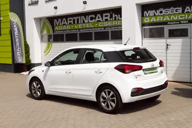 HYUNDAI I20 1.25 LP Comfort Polar White+ Vezetett Szerviz+Kevés KM+ Mo.-i 1. Tulaj+ 3X-S GARANCIA!!!