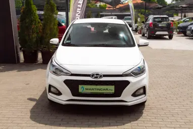 HYUNDAI I20 1.25 LP Comfort Polar White+ Vezetett Szerviz+Kevés KM+ Mo.-i 1. Tulaj+ 3X-S GARANCIA!!!