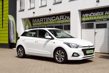 HYUNDAI I20 1.25 LP Comfort Polar White+ Vezetett Szerviz+Kevés KM+ Mo.-i 1. Tulaj+ 3X-S GARANCIA!!!