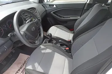 HYUNDAI I20 1.25 LP Comfort Polar White+ Vezetett Szerviz+Kevés KM+ Mo.-i 1. Tulaj+ 3X-S GARANCIA!!!